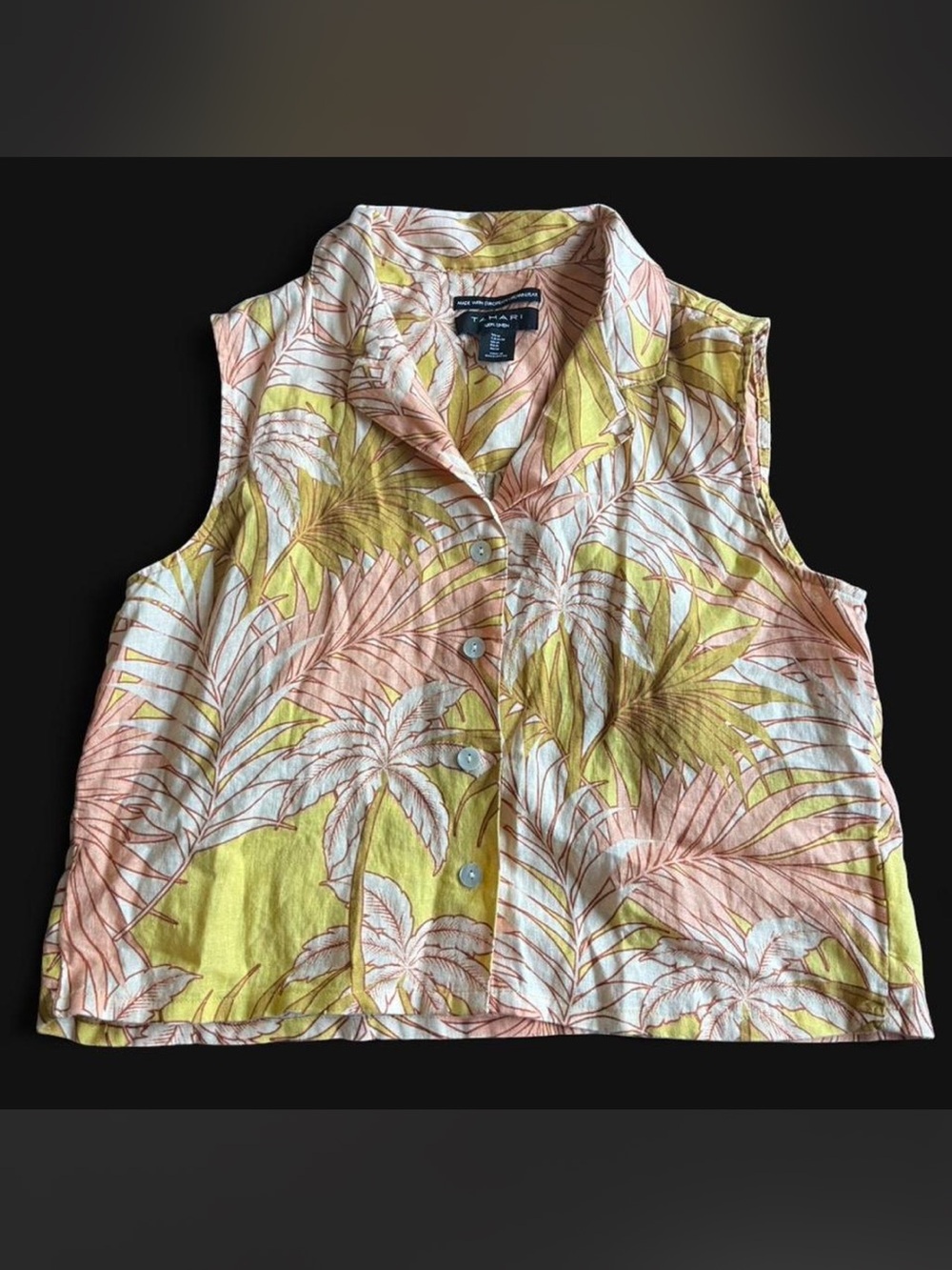 Tahari tropical print 100% linen button up top